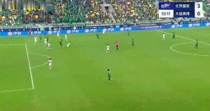 1758893294129019012.gif 法比奥2.gif